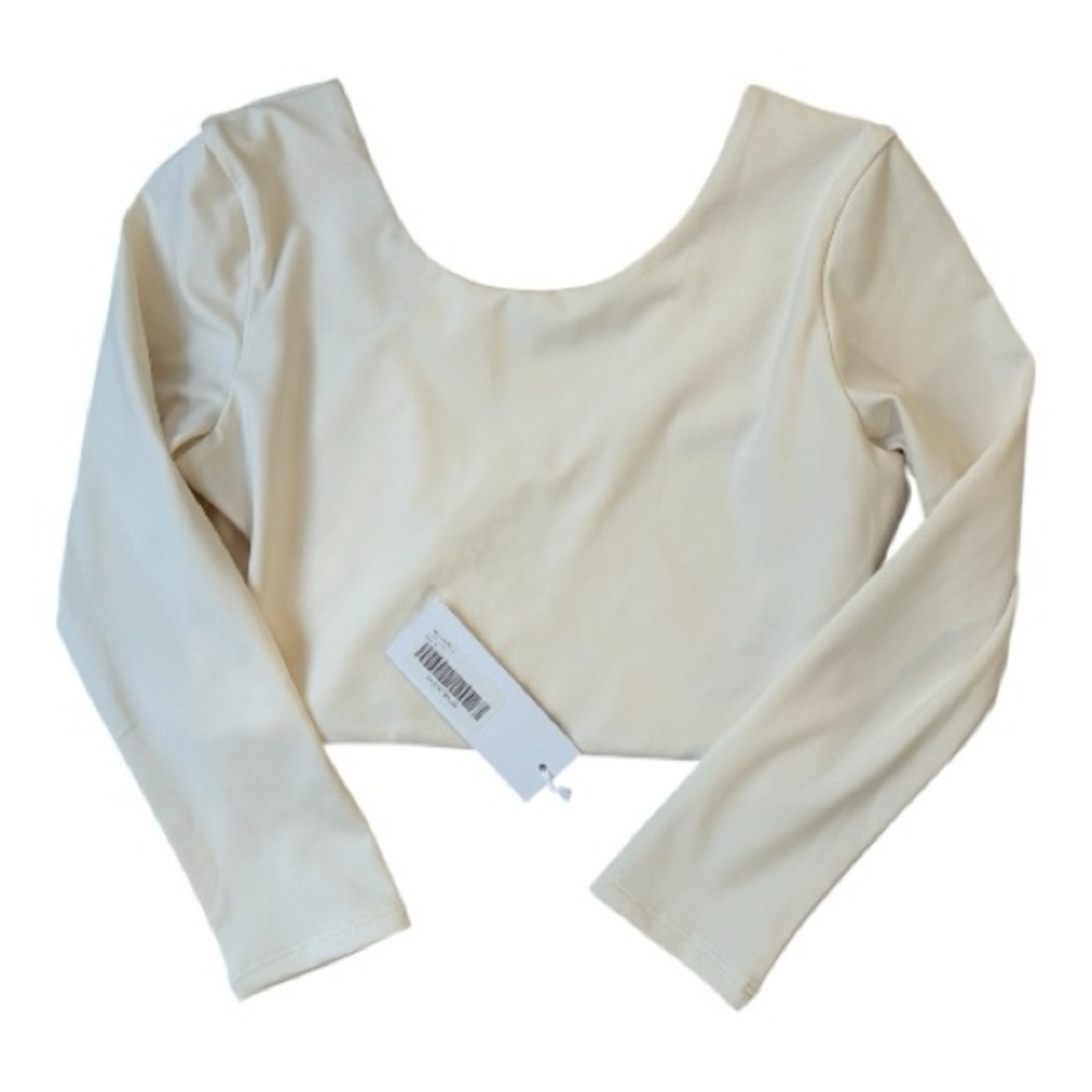 Hero’s Active Long Sleeve Crop Top